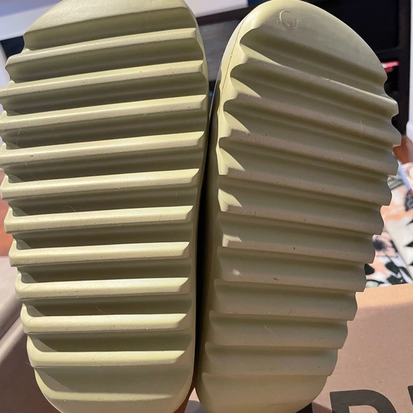New, Never worn Yeezy Slides for sale! - Picture 3 of 8